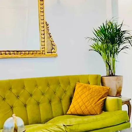 Kolonaki 2bd * Athens